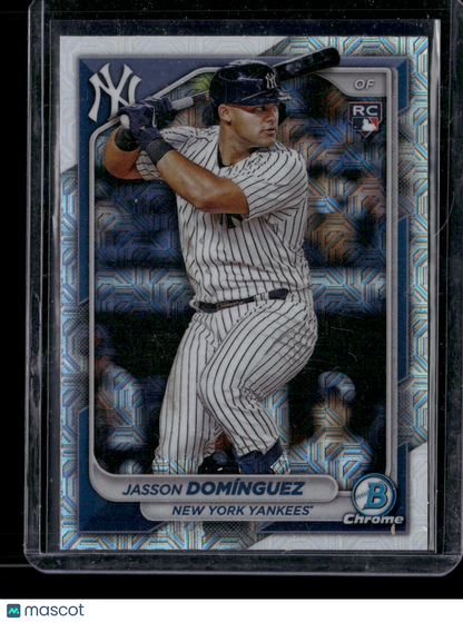 2024 Bowman Chrome Jasson Domínguez #17 Mega Box Mojo Refractor RC