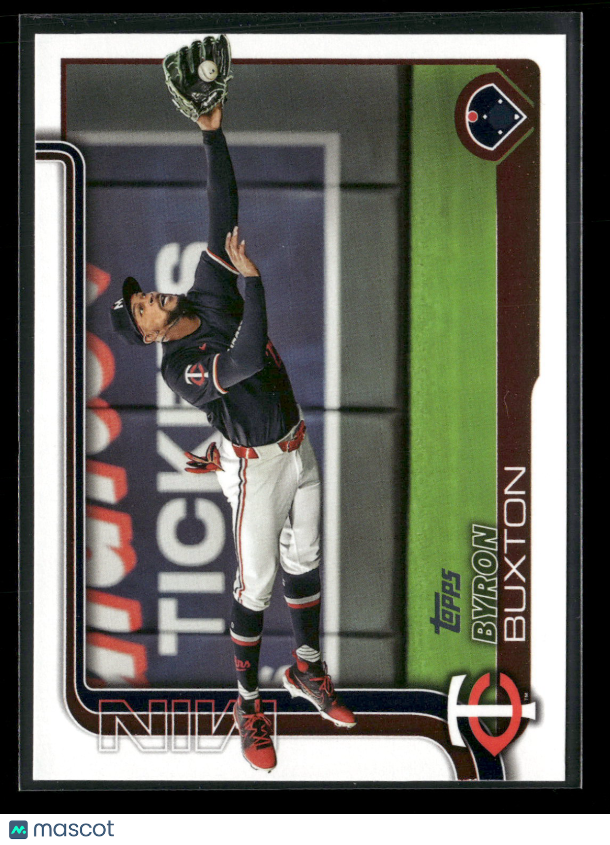 2025 Topps Series 2 Baseball Byron Buxton #530
