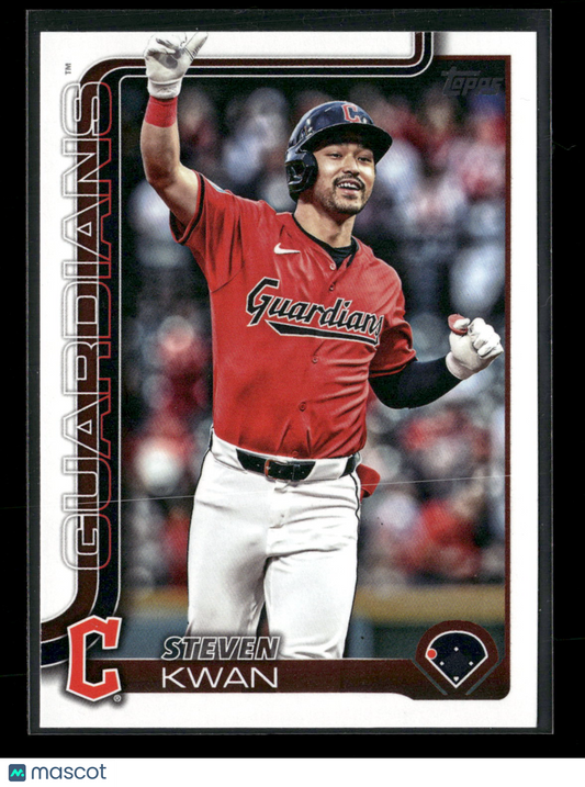 2025 Topps Series 2 Baseball Steven Kwan #682